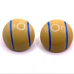 𝅺vintage Clip On Earrings